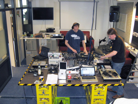 File:Mixsessie 29 Mei 2011 006.jpg