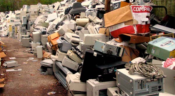 File:So09_e-waste.jpg