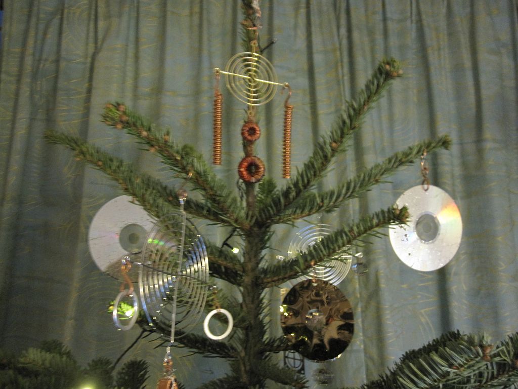 File:Geekytree2.jpg