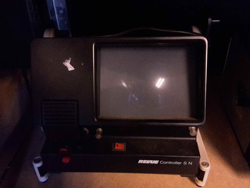 Bestand:RevueControllerSN Picture.png