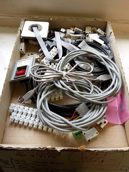 Bestand:Electronicadingetjes2 Picture.png