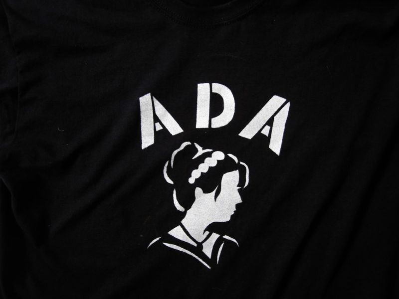 Bestand:Adashirt.jpg