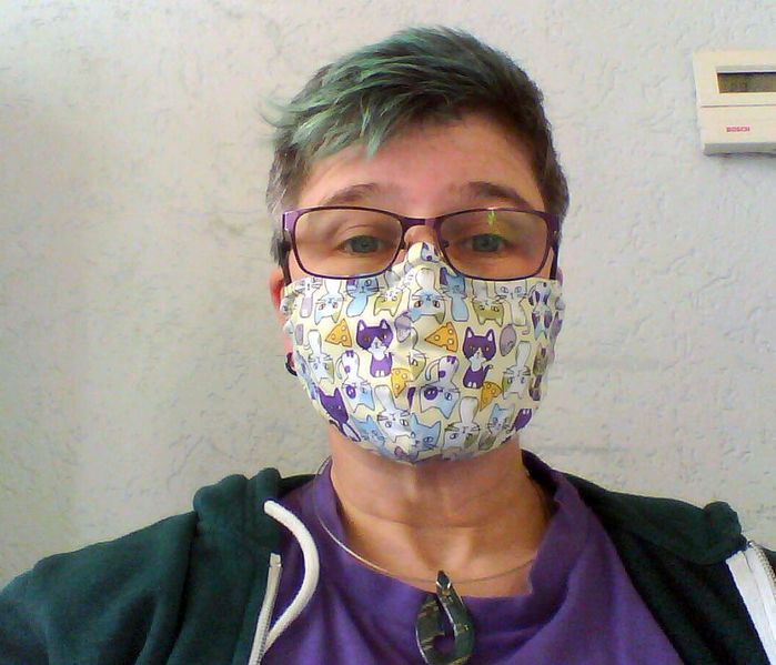 Bestand:Moem's maskers Picture.jpg