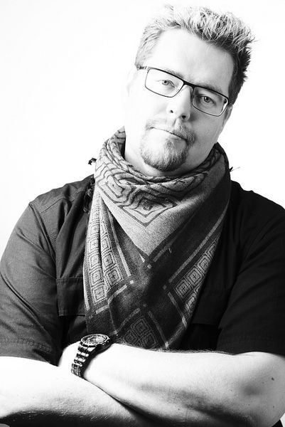 Bestand:Dvanzuijlekom Picture.jpg