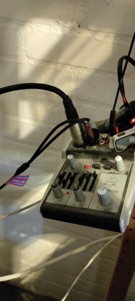 Bestand:Tool Henny Huisman Picture.jpg